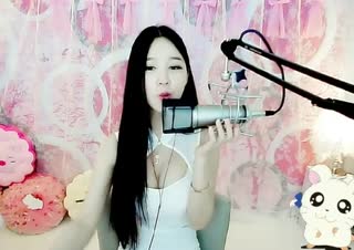 我们之间的爱那么短~最后只能《走着走着就散了》