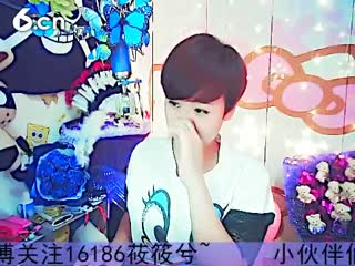 六间房美女主播莜筱兮秀唱视频