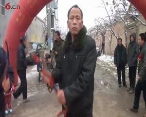 李广路儿子结婚敲鼓