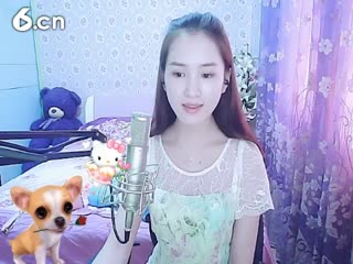 六间房秀场真人主播╰&hearts;小鹿乱撞？直播中