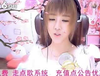 六间房秀场真人主播小鱼儿直播中