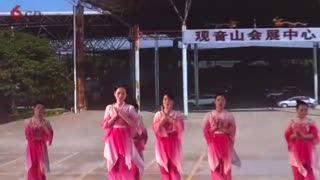 一段优美的舞蹈《生活禅》，观音山都静下来了