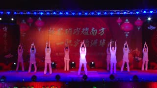 南方IT学院迎新晚会共谱“神话”