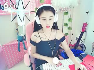 六间房美女主播Amy安然ミ代理つ- 秀唱视频
