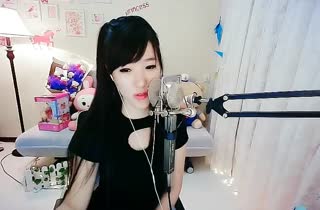 妹砸翻唱好听的歌曲~大家速来围观吧~