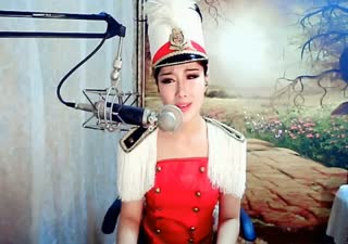 月亮这么僵彩虹也那么迷惘~我能做的只是不悲伤不仰望