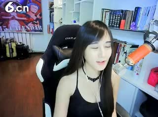 六间房唱歌聊天室8秒．．&middot;&deg;♡ 秀唱high歌