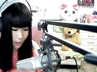 六间房美女主播╰❥丶7小7﹍☂证据 眼都睁不开了，唱完这首要睡觉  美女网页直播  免费视频交友