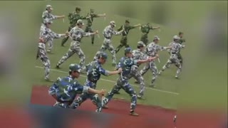 杭州一高校新生军训引入匕首操