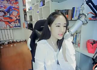 《解脱》是肯承认这是个错~我不应该还不放手