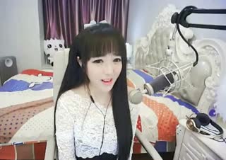 我是个乖乖坏坏的《丫头》，是你甜蜜的伤口~