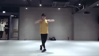 超帅元气腹肌妹纸的爵士舞蹈