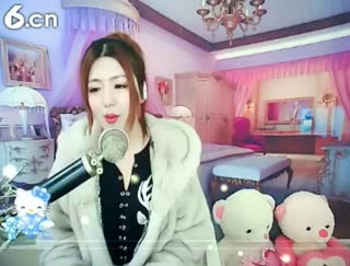 六间房性感主播じ☆快乐✪精灵互动直播中