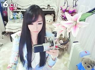 六间房可爱主播╭&equiv;★妙人儿ご 秀唱视频