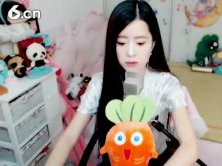 六间房秀场真人主播✌做个安静的兔子✌直播中