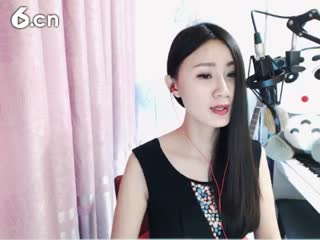 六间房秀场真人主播⒎門Joanna小爱直播中
