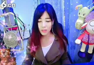 六间房最红主播小代理、小小冰🐛说唱视频