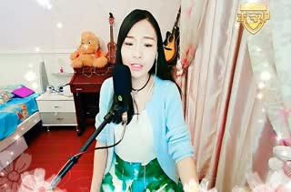 挥起手打翻《孟婆的碗》~落在地碎成两半~
