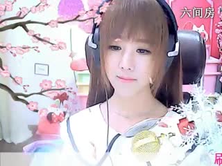 六间房呆萌女主播☜小鱼儿@☞互动直播中