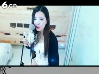 六间房美女主播◥▇摇滚☀女皇▇◤直播间互动