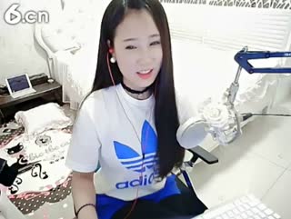 六间房美女主播ღEn嗯嗯直播间互动