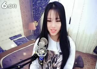 六间房美女主播九儿也温柔，视频互动