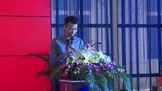 “牵手大众 相约弘丰”保千里视像科技集团常务副总裁蒋建平现场致辞