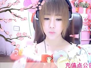 六间房美女主播☜小鱼儿❦☞秀唱视频