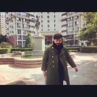 请问！你是大哥呢？还是柯南呢？还是柯南呢？