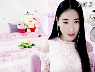 六间房呆萌女主播蓝铯竹叶