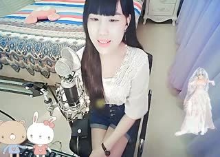 小妹儿翻唱《荷塘月色》~赞赞赞~