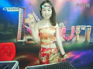 六间房美女主播⒎門★暮歌丫宝唱女人不是妖