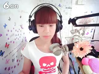 六间房美女主播❤❤疯狂的小妞秀 唱视频