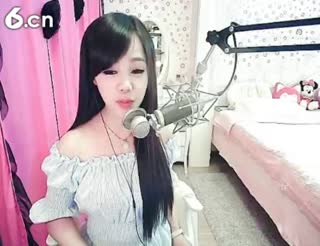 六间房美女主播╰⋛泡沫ღ寒兮⋚╯交友聊天