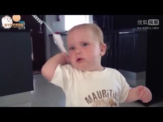 接电话时的可爱BABY们
