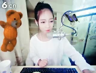 六间房美女主播恋心♥小初心视频聊天
