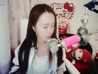 每当雪花飘落~想你是我戒不掉的习惯