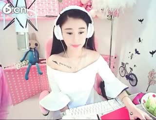 六间房美女主播来嘛来嘛~安然秀场直播