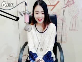 六间房美女主播◤ゞ小❤雯ziゞ◥直播间互动