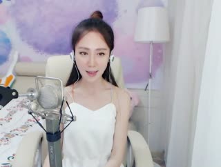 我能不能做你的《爱情主演》~我会保证爱你一万年