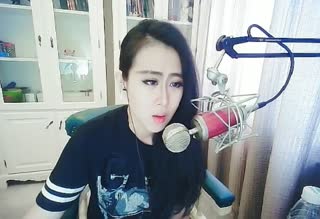 我可以永远笑着~扮演你的配角~