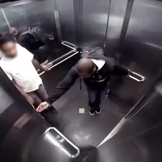 不带你这样整人的，瞧人家小姑娘叫的都快疯了
