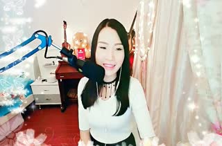 妹子翻唱《爱要逃》~赞赞赞~