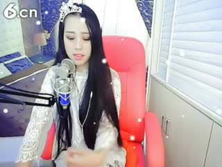 六间房美女主播九儿也温柔，秀唱视频