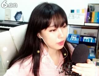 六间房可爱主播韩流ღღ兰妮 说唱视频