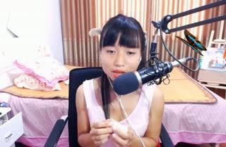当我和你分开那一天~眼里才会有泪水出现