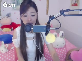六间房美女主播百媚娘唱半糖主义