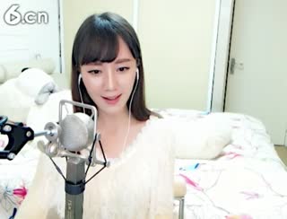 六间房热门美女秀诗然&conint;&conint;在线交友聊天