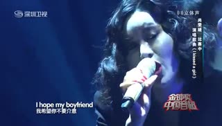 尚雯婕翻唱水果姐版《I Kissed A Girl》，开口就惊艳了
