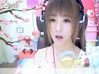 六间房美女主播&ldquo; 小鱼儿 &rdquo;聊天交友